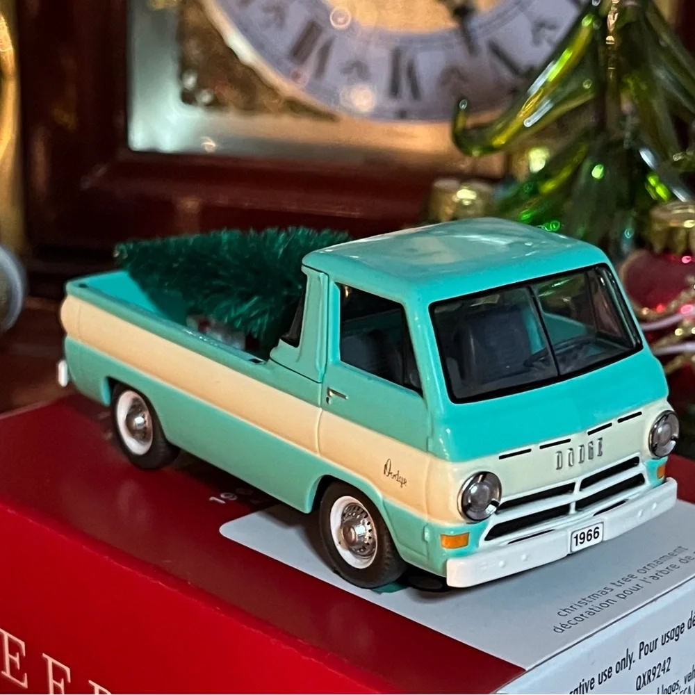 Hallmark ornament tree